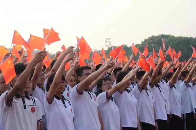 请问，关于“腾讯王卡流量包”的业务，有哪些套餐用户不可以订购？